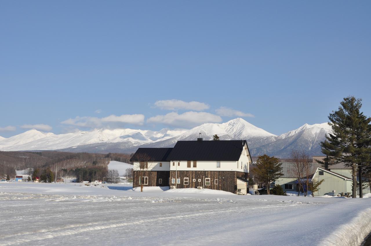 Gufo No Mori Kamifurano Hotel Buitenkant foto